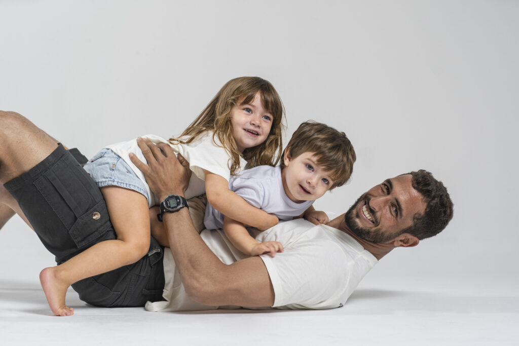 Lucas Chumbo com os filhos
